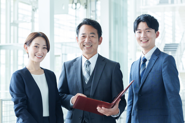 労務士、社労士_違い